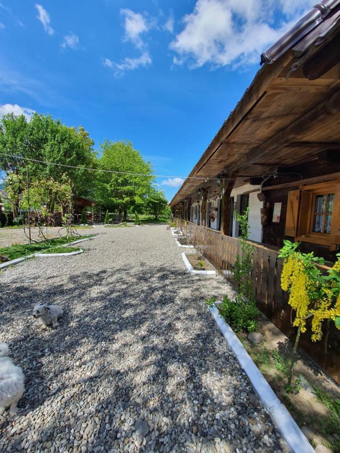 La Romaneasa Sapinta Exterior photo