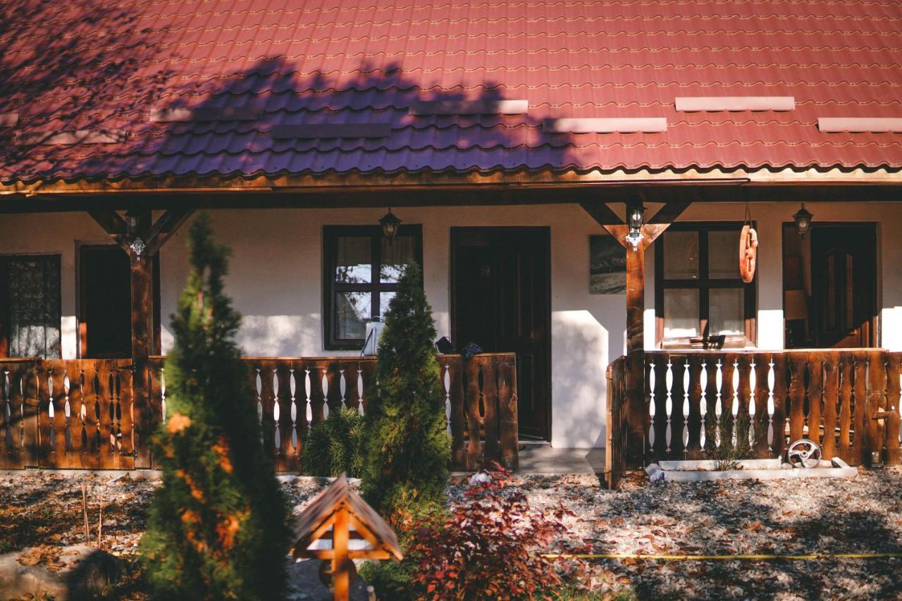 La Romaneasa Sapinta Exterior photo